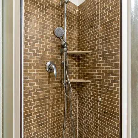 Domus 15 - Rom