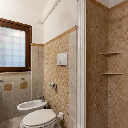 Domus 15 - * Rom